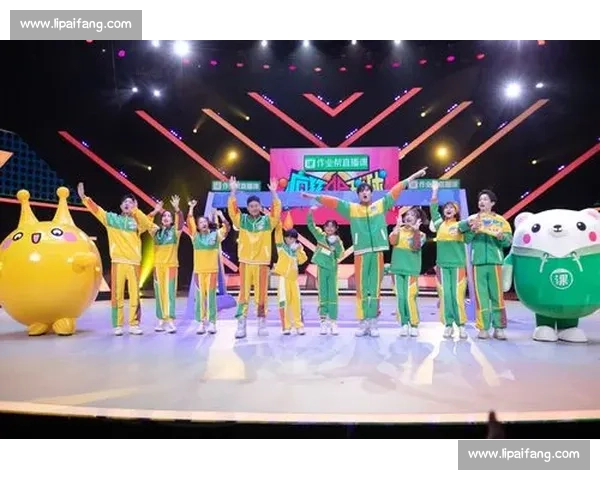 《笑料百出的搞笑足球赛：球场上的欢乐对决与疯狂瞬间》